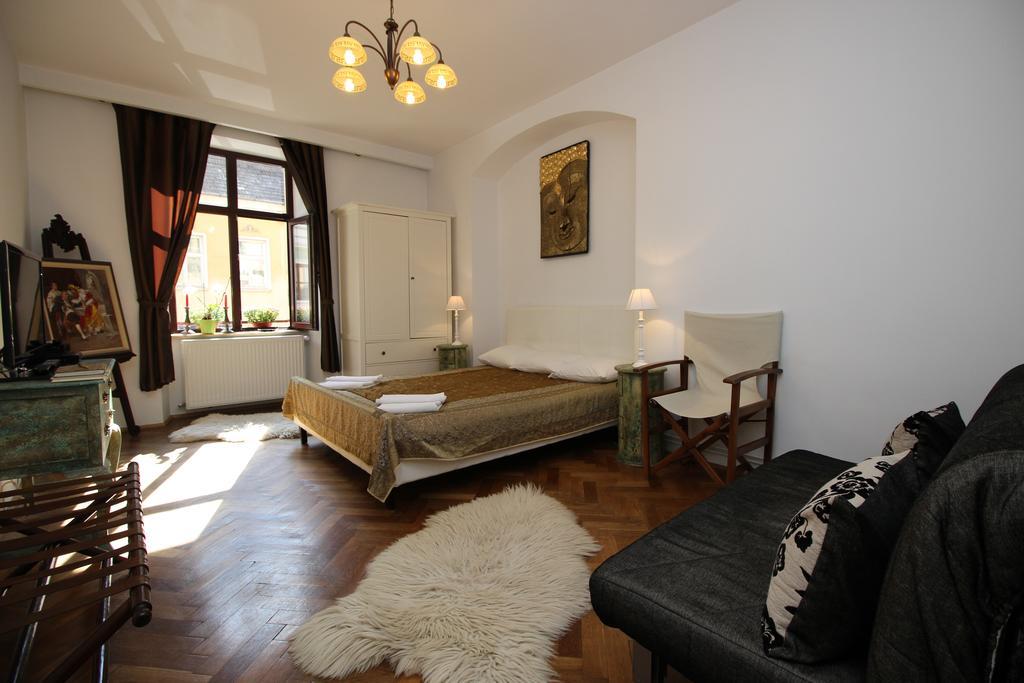 Versus Art Studio Brasov Ruang foto